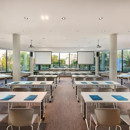 ヒポテルズ シェリー パーク ヘレス