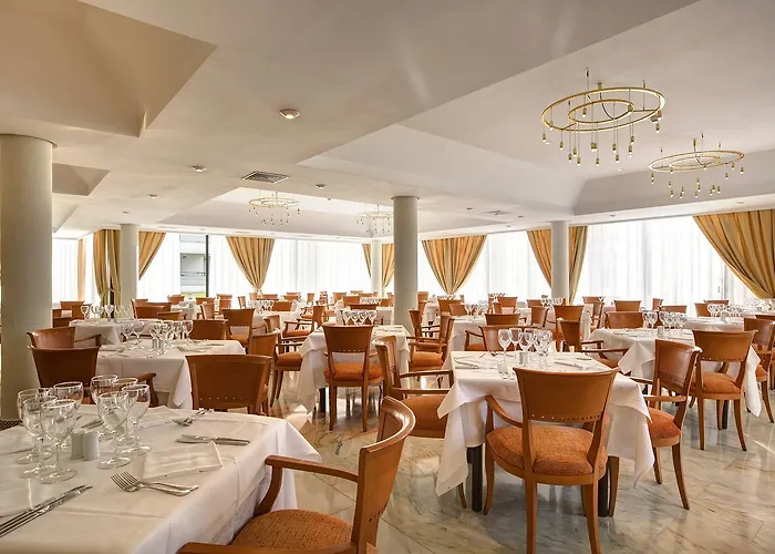 Hipotels Sherry Park Szálloda 4*